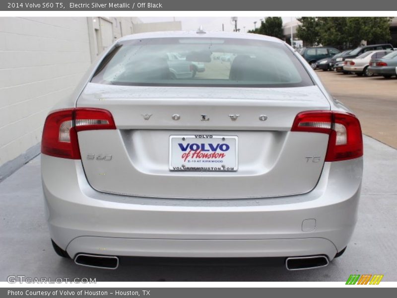 Electric Silver Metallic / Off Black 2014 Volvo S60 T5