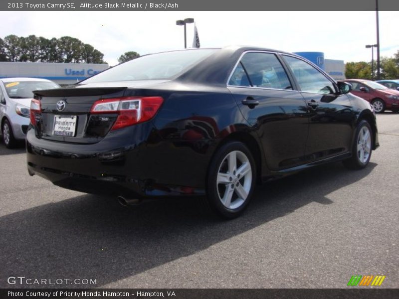Attitude Black Metallic / Black/Ash 2013 Toyota Camry SE