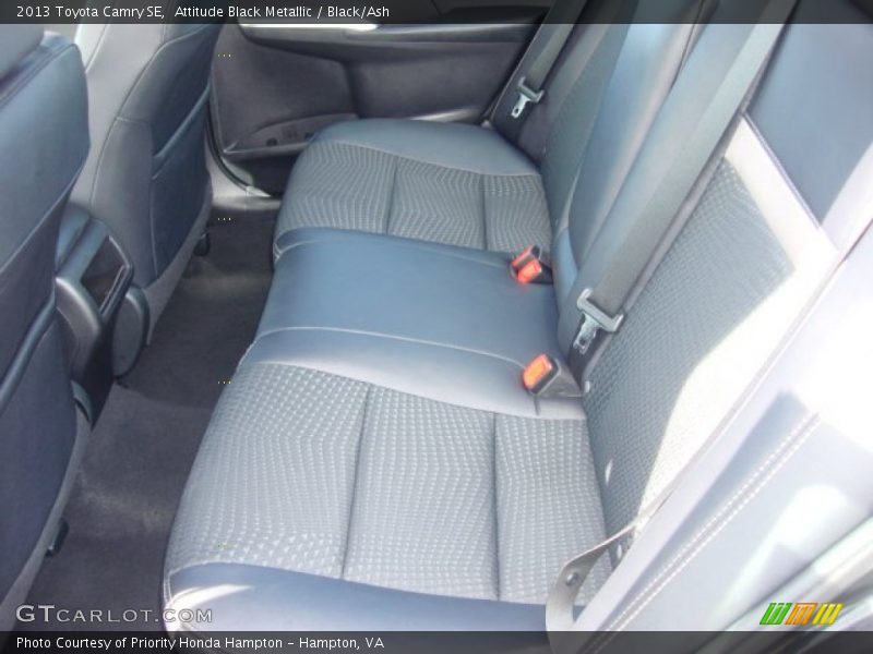 Attitude Black Metallic / Black/Ash 2013 Toyota Camry SE