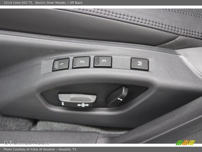 Electric Silver Metallic / Off Black 2014 Volvo S60 T5