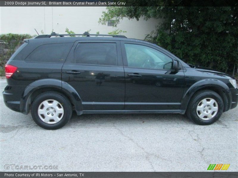 Brilliant Black Crystal Pearl / Dark Slate Gray 2009 Dodge Journey SE
