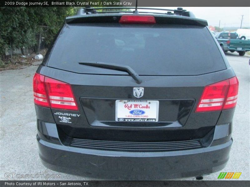 Brilliant Black Crystal Pearl / Dark Slate Gray 2009 Dodge Journey SE