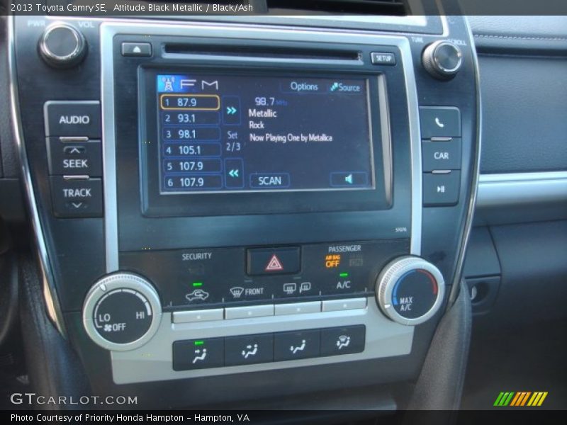 Attitude Black Metallic / Black/Ash 2013 Toyota Camry SE