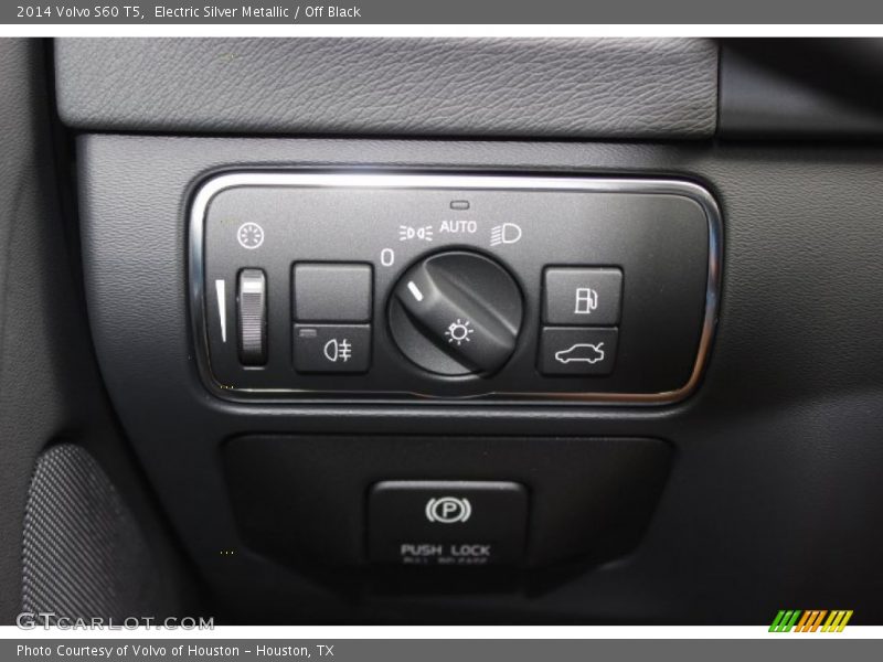 Electric Silver Metallic / Off Black 2014 Volvo S60 T5
