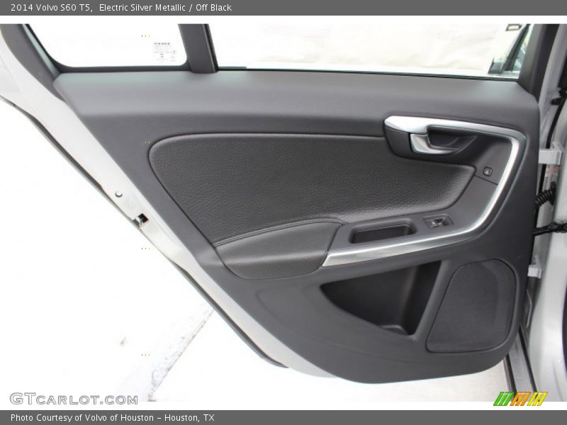 Electric Silver Metallic / Off Black 2014 Volvo S60 T5