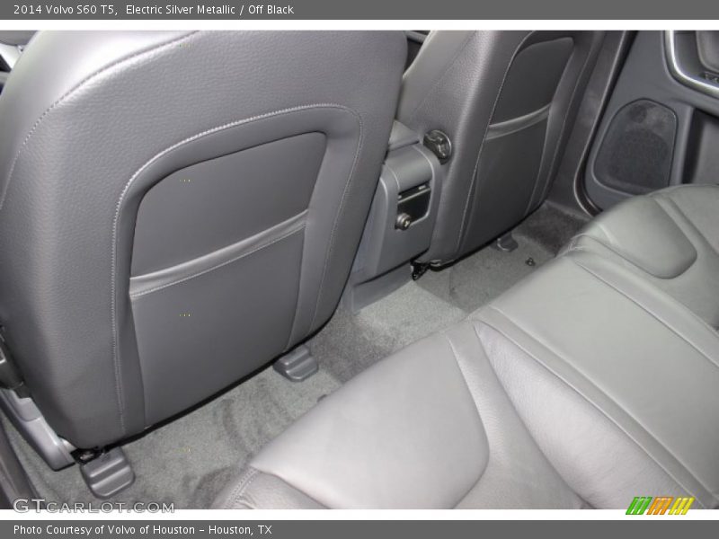 Electric Silver Metallic / Off Black 2014 Volvo S60 T5