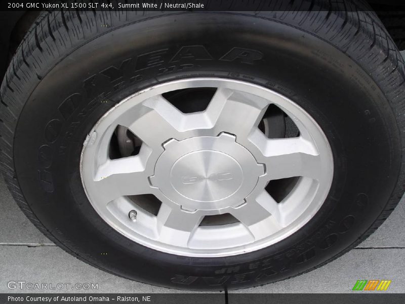 Summit White / Neutral/Shale 2004 GMC Yukon XL 1500 SLT 4x4