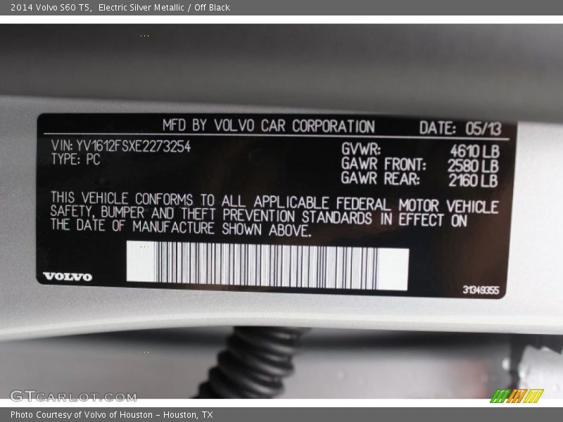 Electric Silver Metallic / Off Black 2014 Volvo S60 T5