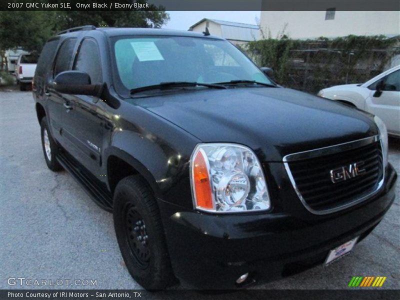 Onyx Black / Ebony Black 2007 GMC Yukon SLE