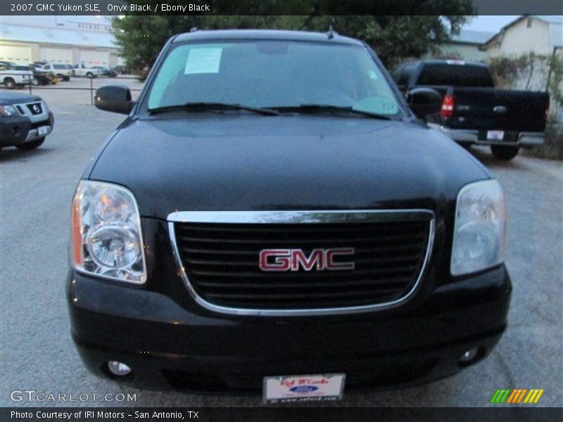 Onyx Black / Ebony Black 2007 GMC Yukon SLE
