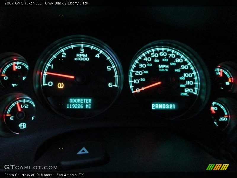 Onyx Black / Ebony Black 2007 GMC Yukon SLE