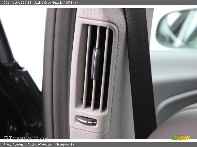 Saville Grey Metallic / Off Black 2014 Volvo S60 T5
