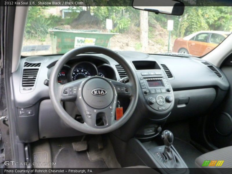 Shadow Black / Black Cloth 2012 Kia Soul 1.6