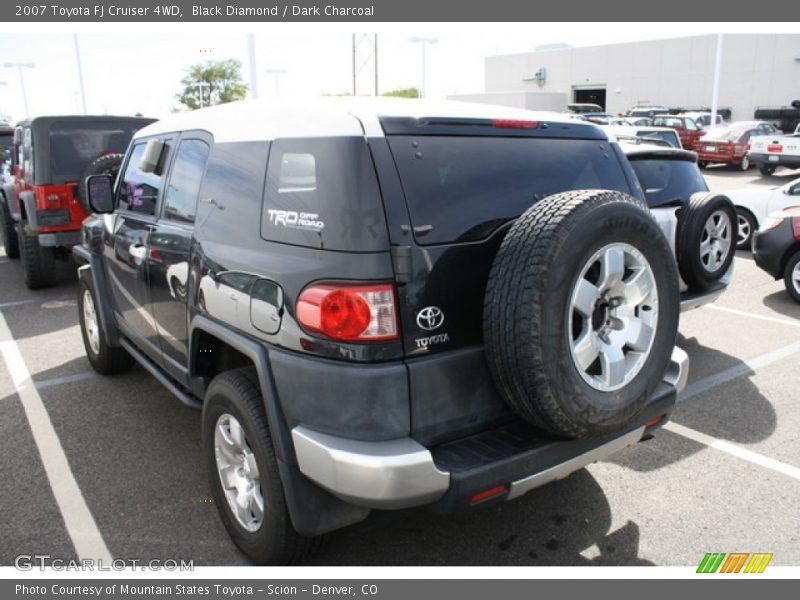 Black Diamond / Dark Charcoal 2007 Toyota FJ Cruiser 4WD