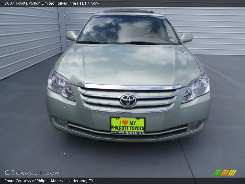 Silver Pine Pearl / Ivory 2007 Toyota Avalon Limited