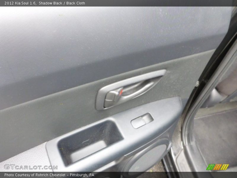 Shadow Black / Black Cloth 2012 Kia Soul 1.6