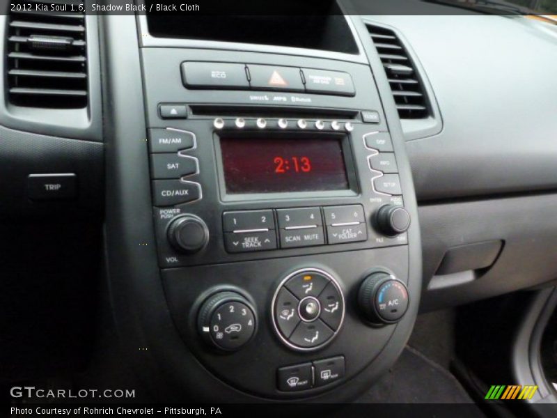 Shadow Black / Black Cloth 2012 Kia Soul 1.6