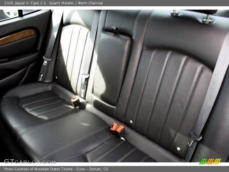 Quartz Metallic / Warm Charcoal 2006 Jaguar X-Type 3.0