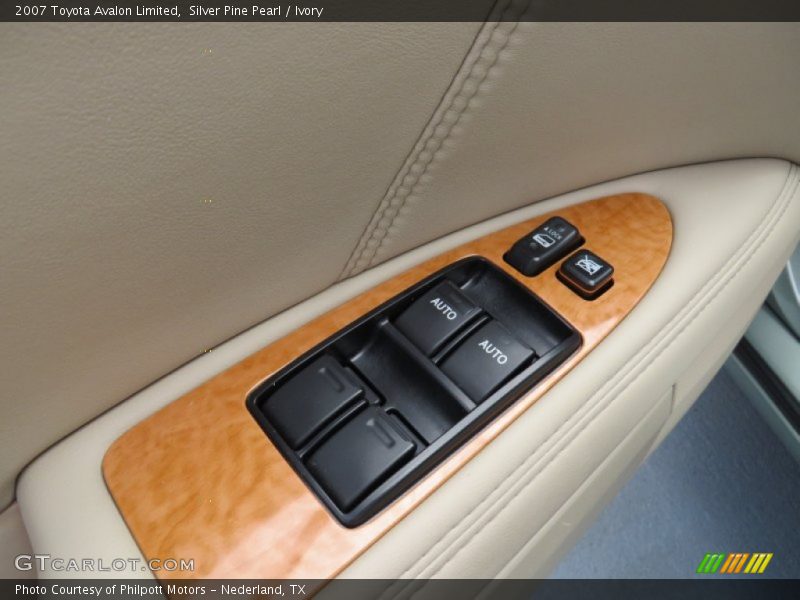 Silver Pine Pearl / Ivory 2007 Toyota Avalon Limited