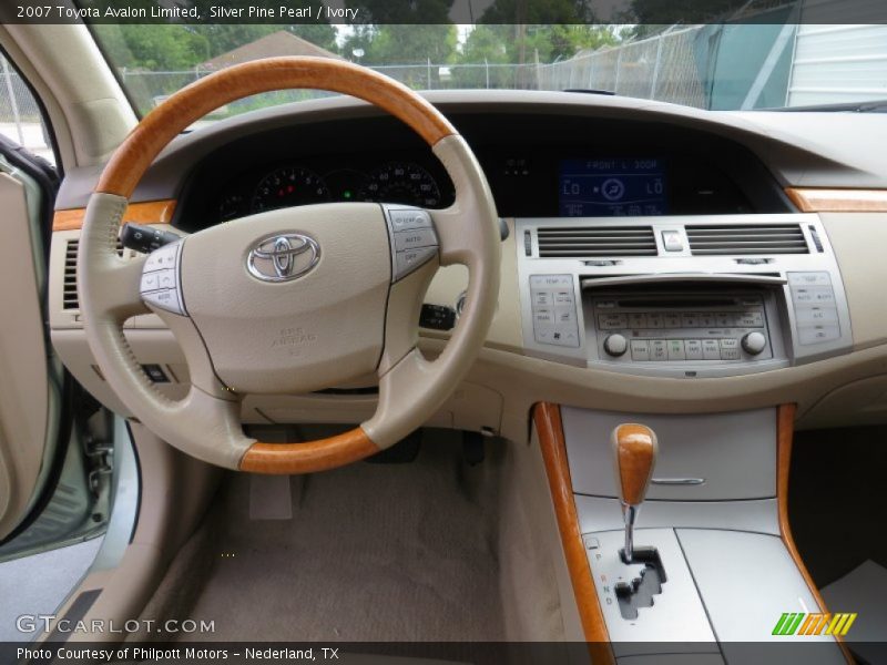 Silver Pine Pearl / Ivory 2007 Toyota Avalon Limited