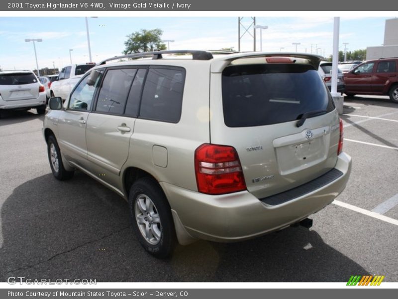Vintage Gold Metallic / Ivory 2001 Toyota Highlander V6 4WD