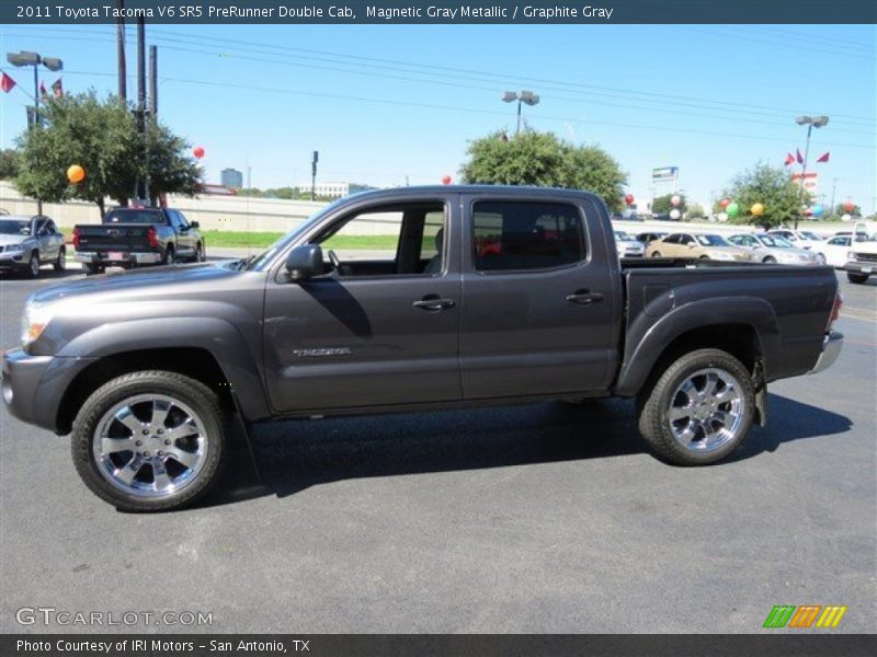 Magnetic Gray Metallic / Graphite Gray 2011 Toyota Tacoma V6 SR5 PreRunner Double Cab