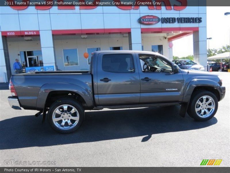 Magnetic Gray Metallic / Graphite Gray 2011 Toyota Tacoma V6 SR5 PreRunner Double Cab