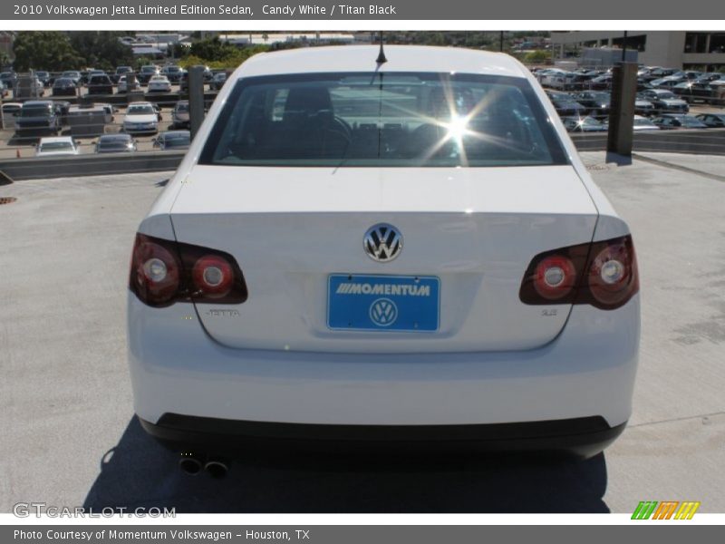 Candy White / Titan Black 2010 Volkswagen Jetta Limited Edition Sedan