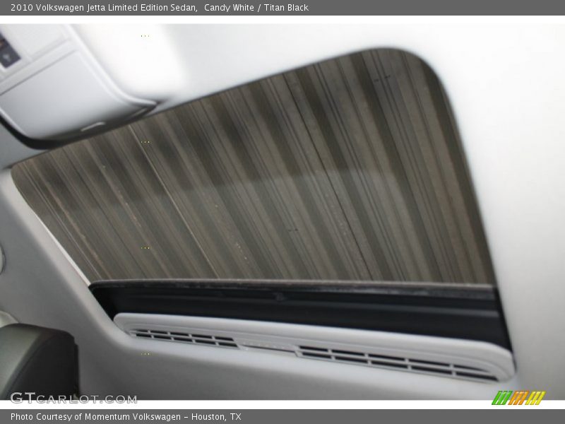Candy White / Titan Black 2010 Volkswagen Jetta Limited Edition Sedan
