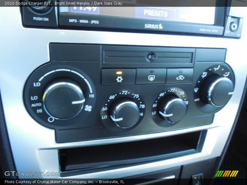 Bright Silver Metallic / Dark Slate Gray 2010 Dodge Charger R/T