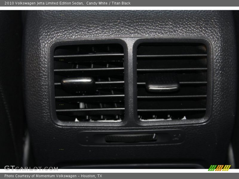 Candy White / Titan Black 2010 Volkswagen Jetta Limited Edition Sedan