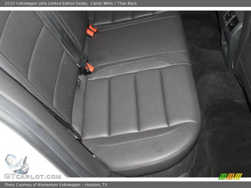 Candy White / Titan Black 2010 Volkswagen Jetta Limited Edition Sedan