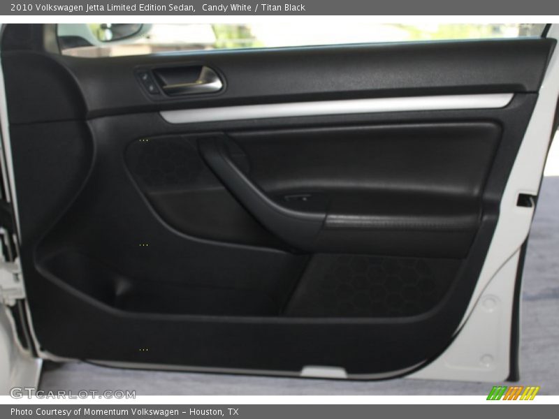 Candy White / Titan Black 2010 Volkswagen Jetta Limited Edition Sedan