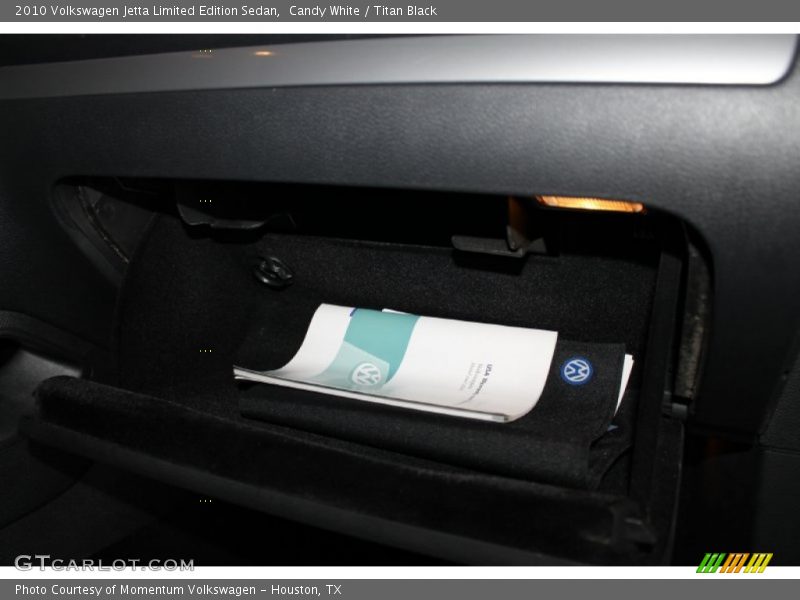Candy White / Titan Black 2010 Volkswagen Jetta Limited Edition Sedan