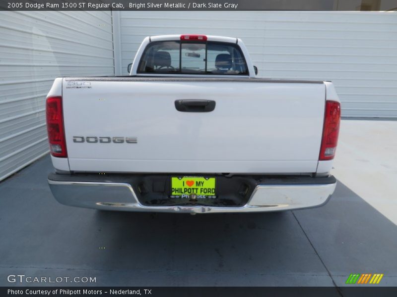 Bright Silver Metallic / Dark Slate Gray 2005 Dodge Ram 1500 ST Regular Cab