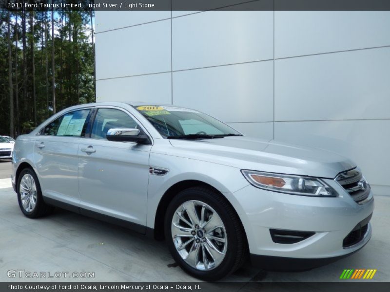 Ingot Silver / Light Stone 2011 Ford Taurus Limited
