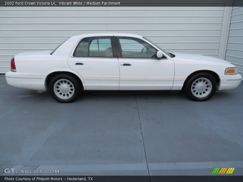 Vibrant White / Medium Parchment 2002 Ford Crown Victoria LX