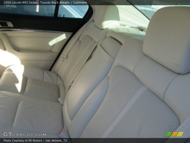 Tuxedo Black Metallic / Cashmere 2009 Lincoln MKS Sedan