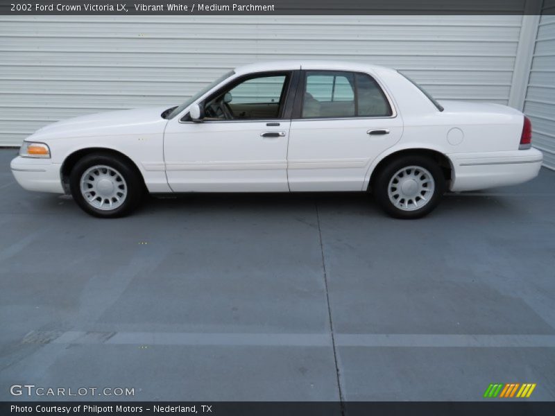 Vibrant White / Medium Parchment 2002 Ford Crown Victoria LX