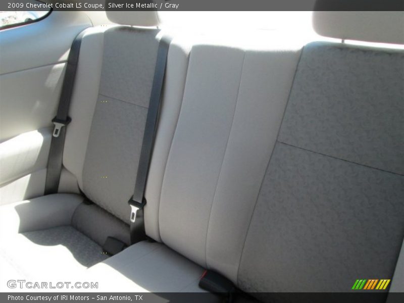 Silver Ice Metallic / Gray 2009 Chevrolet Cobalt LS Coupe