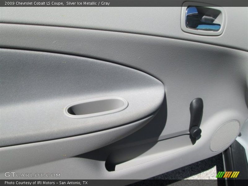 Silver Ice Metallic / Gray 2009 Chevrolet Cobalt LS Coupe