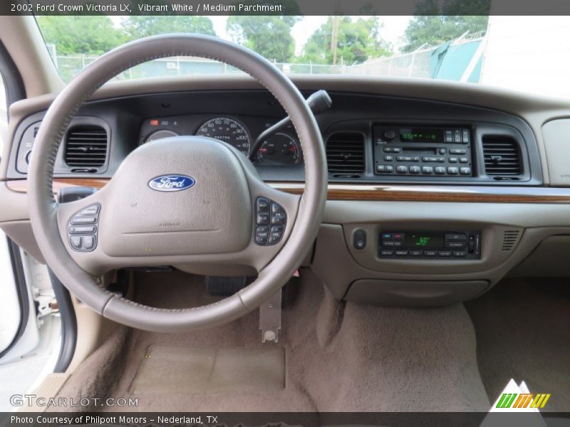 Vibrant White / Medium Parchment 2002 Ford Crown Victoria LX
