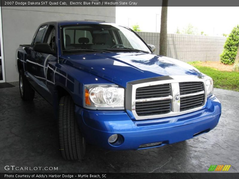 Electric Blue Pearl / Medium Slate Gray 2007 Dodge Dakota SXT Quad Cab