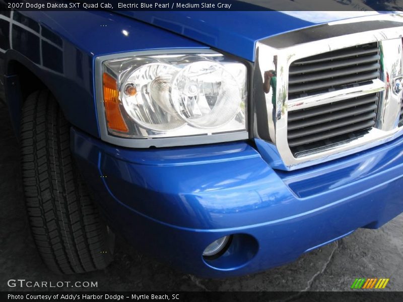 Electric Blue Pearl / Medium Slate Gray 2007 Dodge Dakota SXT Quad Cab