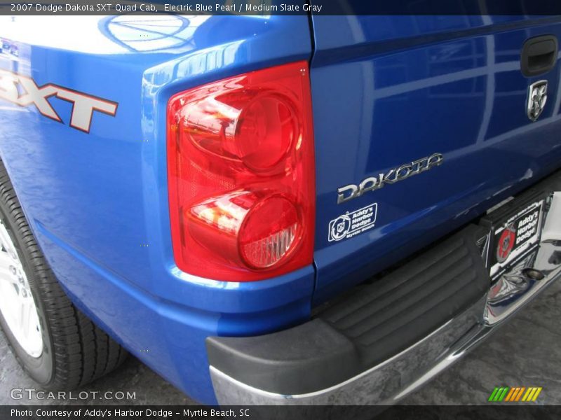 Electric Blue Pearl / Medium Slate Gray 2007 Dodge Dakota SXT Quad Cab