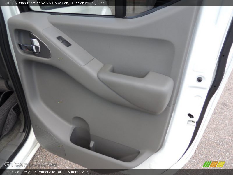 Glacier White / Steel 2013 Nissan Frontier SV V6 Crew Cab