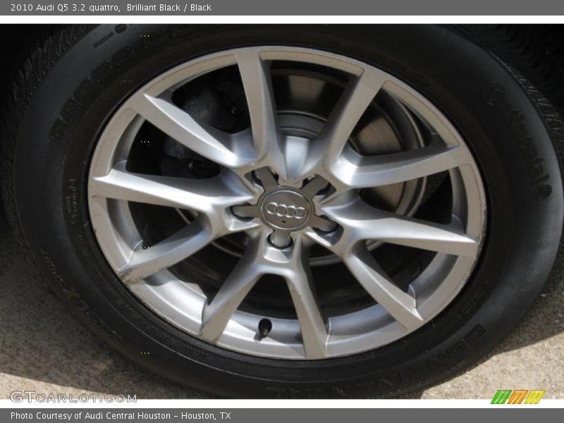 Brilliant Black / Black 2010 Audi Q5 3.2 quattro