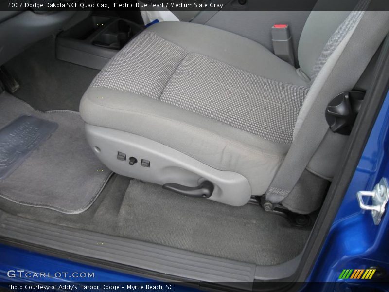 Electric Blue Pearl / Medium Slate Gray 2007 Dodge Dakota SXT Quad Cab
