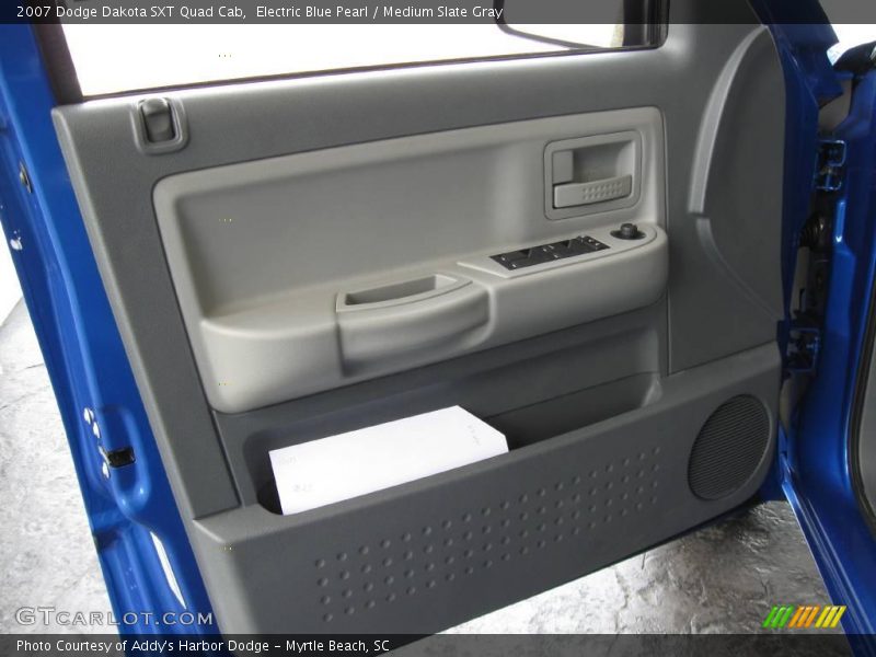 Electric Blue Pearl / Medium Slate Gray 2007 Dodge Dakota SXT Quad Cab