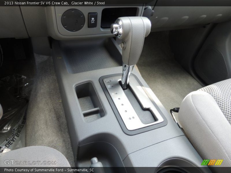 Glacier White / Steel 2013 Nissan Frontier SV V6 Crew Cab